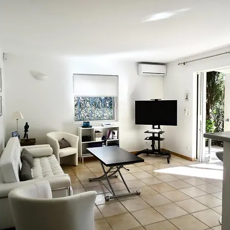 4*** A 20m De La Plage, Jardin, Parking, Clim, Wifi - Fr-1-728-15 Villa Cavalaire-sur-Mer